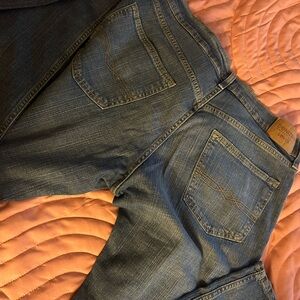 Men’s Levi jeans size 33x30